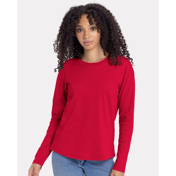 Women's Cotton Relaxed Long Sleeve Tee Thumbnail